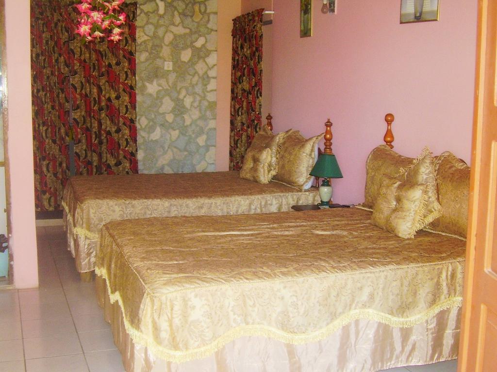 Cotton Tree Hotel Negril Habitación foto